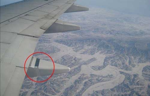 Why Planes Have Silver Tape on Their Wings