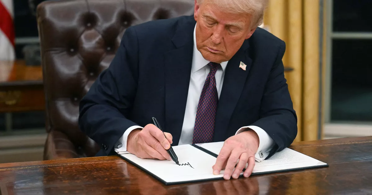 Trump Names Himself Head of L.A. Olympics Task Force, Mentions Military