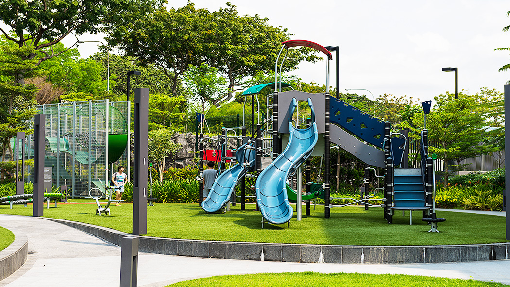 Lost Child Mistakes Mariska Hargitay for Officer, SVU Filming Paused